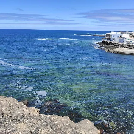 Enjoy Cotillo